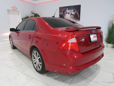 Used 2010 Ford Fusion SE image 5