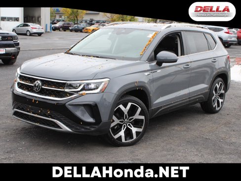 Used 2022 Volkswagen Taos SEL image 1