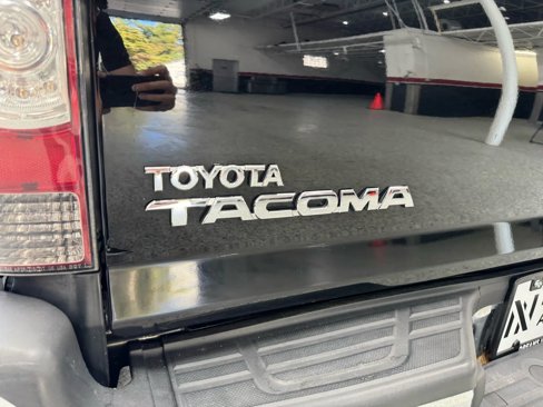Used 2011 Toyota Tacoma 4x4 Double Cab image 14