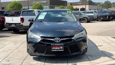 Used 2017 Toyota Camry image 11