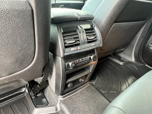 Used 2016 BMW X5 xDrive50i image 26