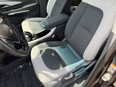 Used 2020 Chevrolet Bolt LT image 25