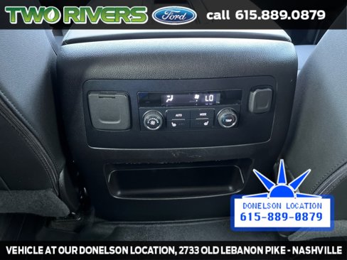 Used 2018 GMC Yukon SLT image 30
