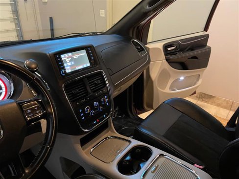 Used 2019 Dodge Grand Caravan SXT image 63