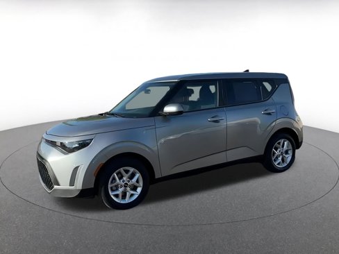 Used 2024 Kia Soul LX w/ LX Technology Package image 7