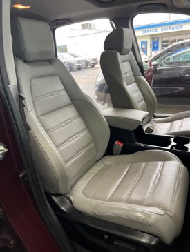 Used 2018 Honda CR-V Touring image 14
