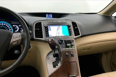 Used 2010 Toyota Venza AWD image 5