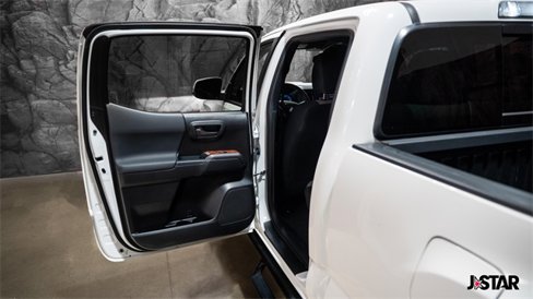 Used 2021 Toyota Tacoma TRD Sport image 11