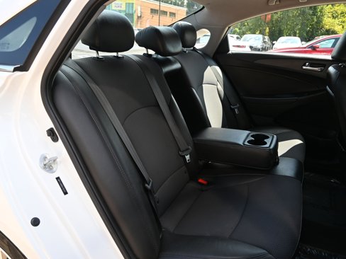 Used 2013 Hyundai Sonata SE w/ Navigation & Sunroof Pkg image 26