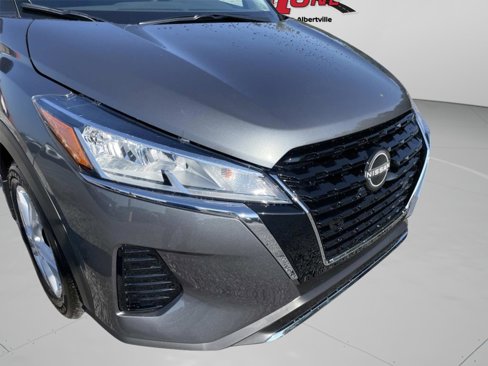 New 2025 Nissan Kicks S image 29