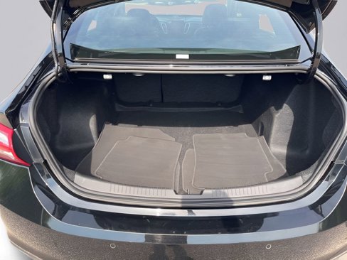 Used 2024 Chevrolet Malibu LT image 40