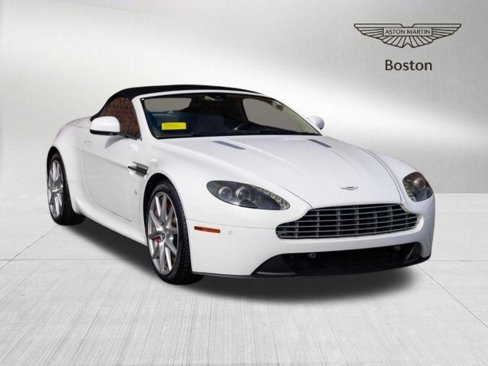 Used 2015 Aston Martin V8 Vantage Roadster image 1