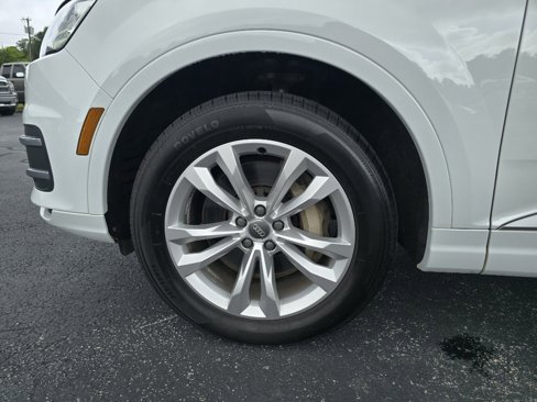 Used 2017 Audi Q7 3.0T Premium Plus image 9