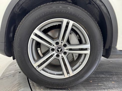 Certified 2022 Mercedes-Benz GLC 300 image 10