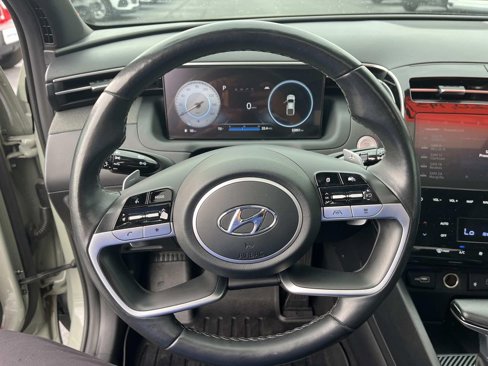 Used 2022 Hyundai Santa Cruz Limited image 16