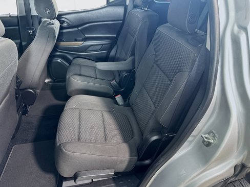 Used 2017 GMC Acadia SLE image 15