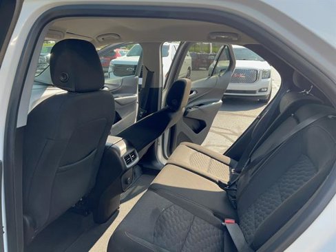 Used 2018 Chevrolet Equinox LT image 20