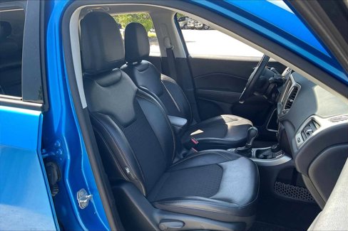 Used 2018 Jeep Compass Latitude w/ Popular Equipment Group image 8