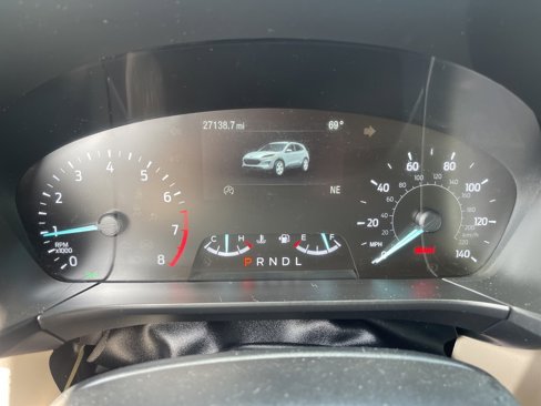 Used 2020 Ford Escape SE image 19