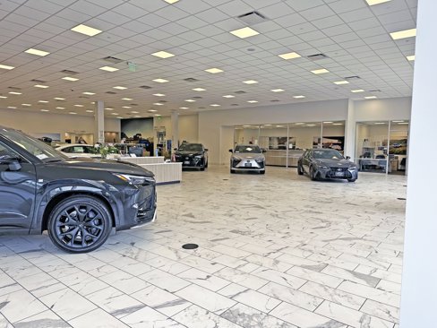 Used 2023 Nissan Rogue SV image 38