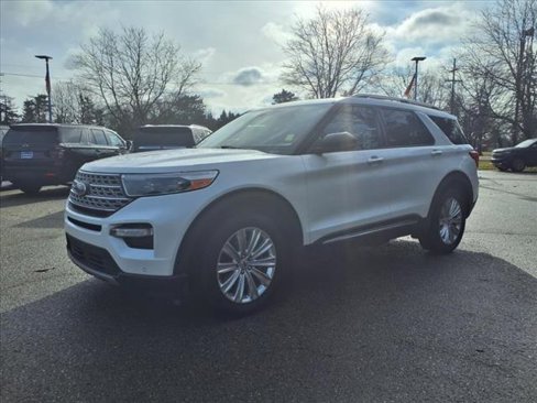 Used 2021 Ford Explorer Limited w/ Equipment Group 301A image 3