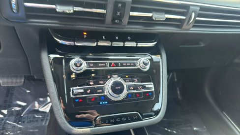 Used 2021 Lincoln Corsair AWD w/ Equipment Group 101A image 12