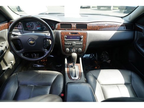 Used 2013 Chevrolet Impala LTZ image 25