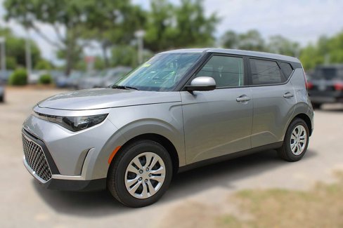 New 2025 Kia Soul LX image 14