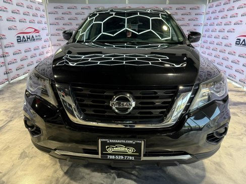 Used 2019 Nissan Pathfinder SV image 3
