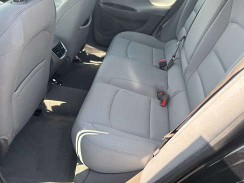 Used 2022 Chevrolet Malibu LT image 21