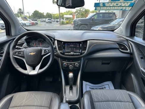 Used 2022 Chevrolet Trax LT w/ Sport Edition image 43
