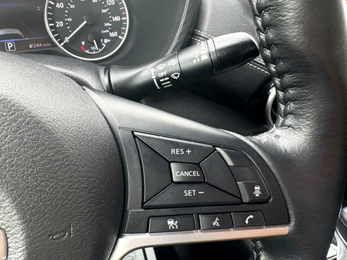 Used 2023 Nissan Sentra SV image 11