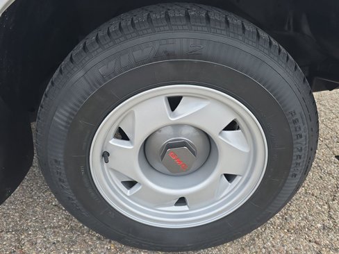 Used 2000 GMC Sonoma SLS w/ SLS Super Spec Pkg 3 image 16