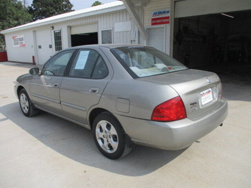 Used 2006 Nissan Sentra 1.8 S image 12