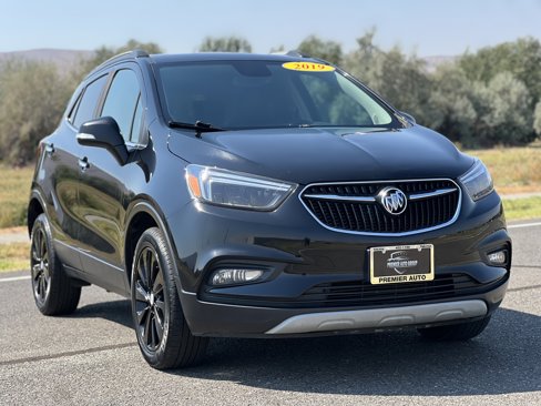 Used 2019 Buick Encore Essence image 3