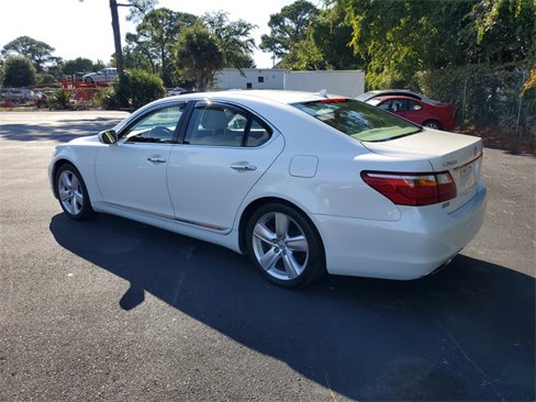 Used 2010 Lexus LS 460 image 4