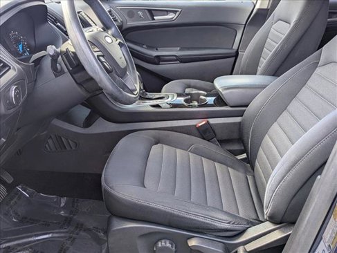 Used 2017 Ford Edge SE w/ Cargo Accessory Package image 10