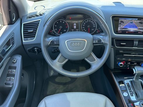 Used 2015 Audi Q5 2.0T Premium Plus w/ Technology Package image 9
