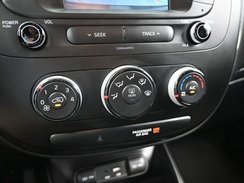Used 2019 Kia Soul image 15