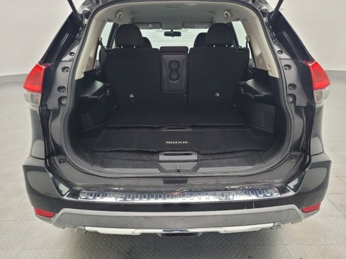 Used 2018 Nissan Rogue S image 29