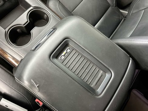 Used 2017 Chevrolet Tahoe LT image 23
