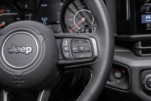 Used 2024 Jeep Wrangler Unlimited Sport image 63