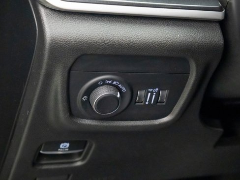 Used 2022 Jeep Grand Cherokee L Laredo image 19