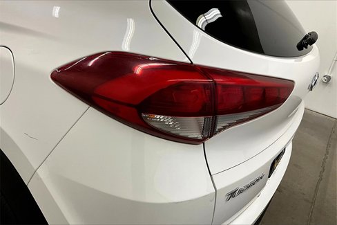 Used 2016 Hyundai Tucson SE w/ Option Group 02 image 23
