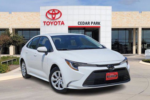 Certified 2024 Toyota Corolla LE image 1