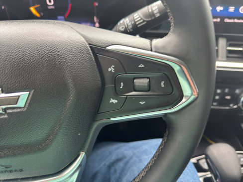 Used 2024 Chevrolet Trax ACTIV w/ Sunroof Package image 18