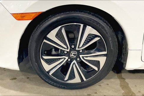 Used 2018 Honda Civic EX-T image 9