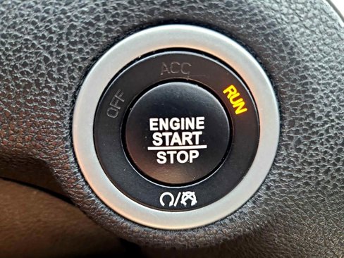 Used 2020 Chrysler 300 Limited image 24