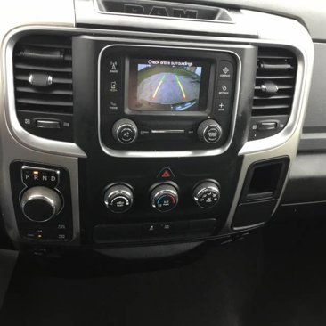 Used 2018 RAM 1500 Classic SLT image 17