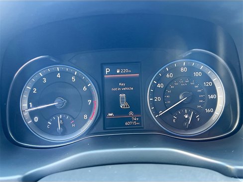 Used 2022 Hyundai Kona SEL image 12